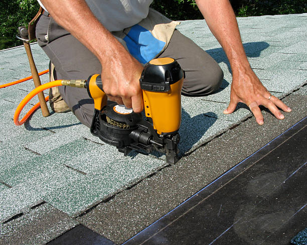 Best Commercial Roofing Services  in Eastpoint, FL
